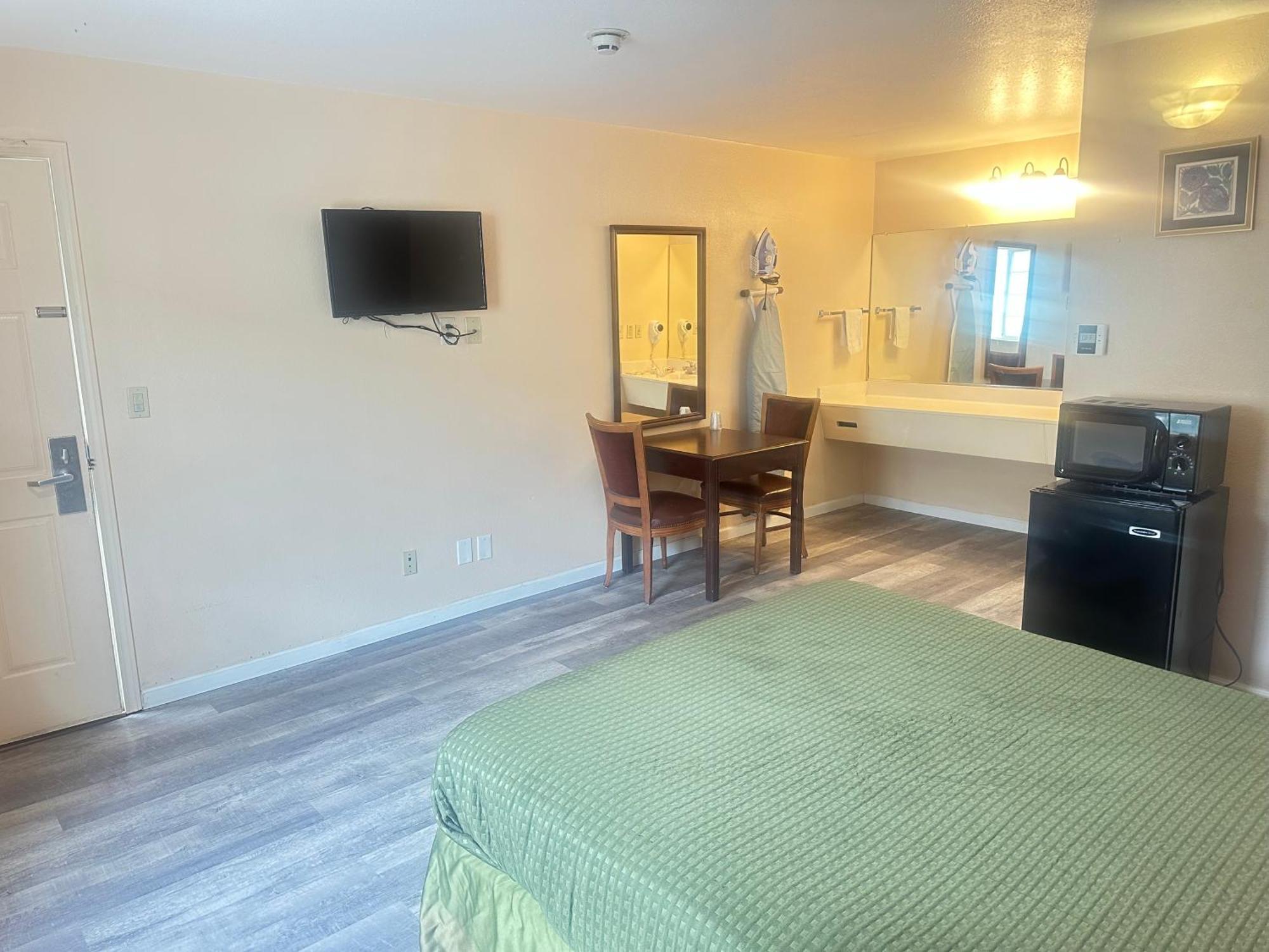 Royal Inn Watsonville Bagian luar foto