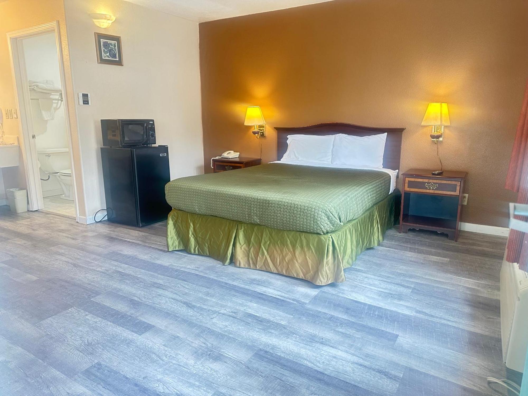 Royal Inn Watsonville Bagian luar foto