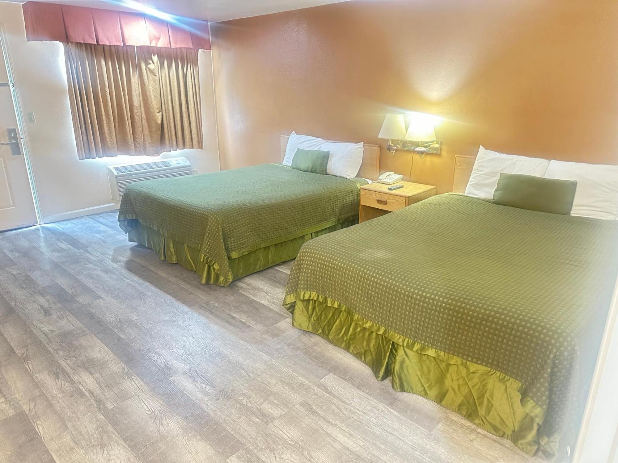 Royal Inn Watsonville Bagian luar foto